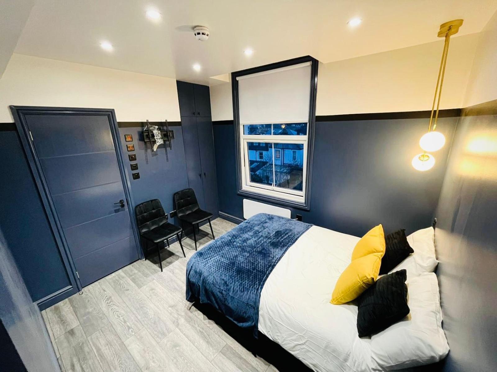 Pensiune 39 Blue House Luxury Ensuite Ideal For Tourists Londra