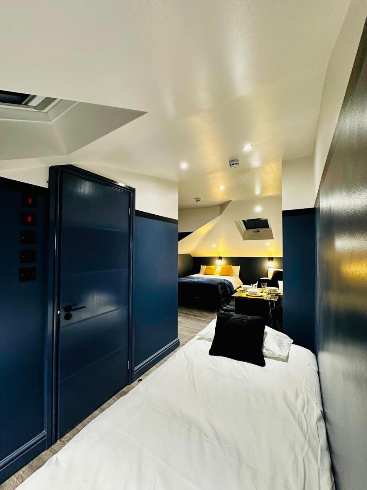 39 Blue House Luxury Ensuite Ideal For Tourists Pensiune *