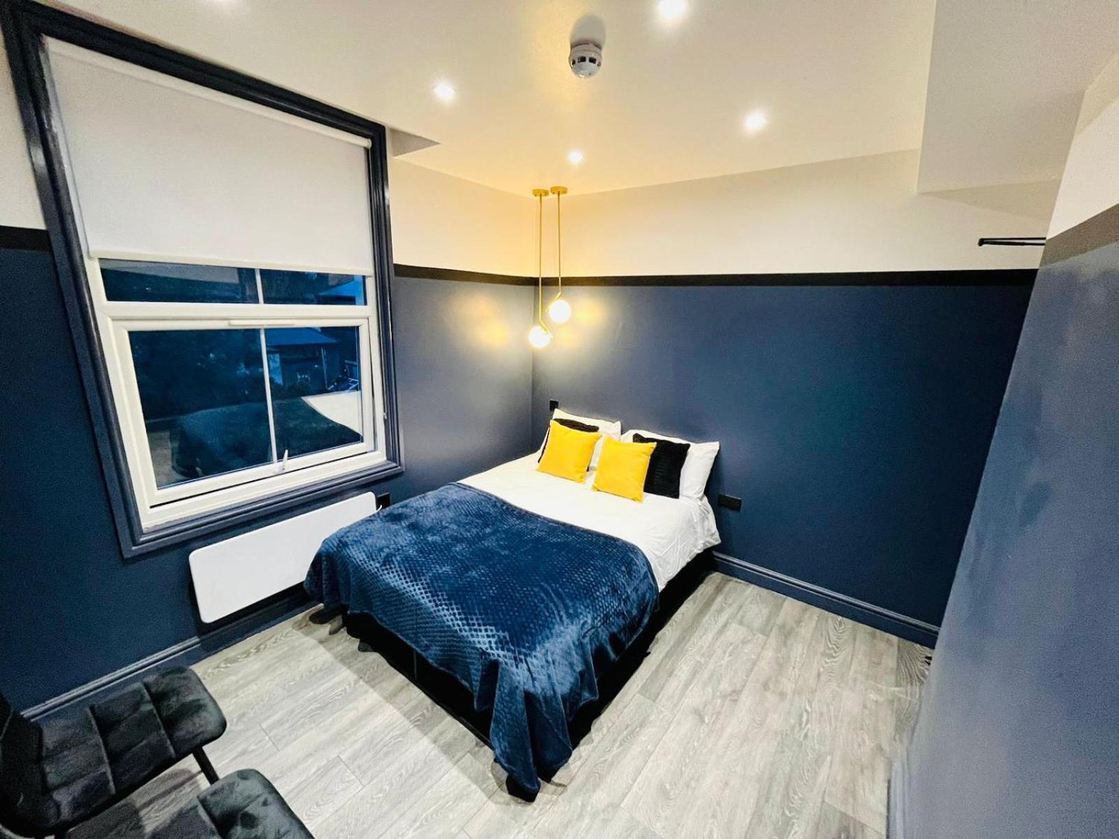 39 Blue House Luxury Ensuite Ideal For Tourists Pensiune Londra
