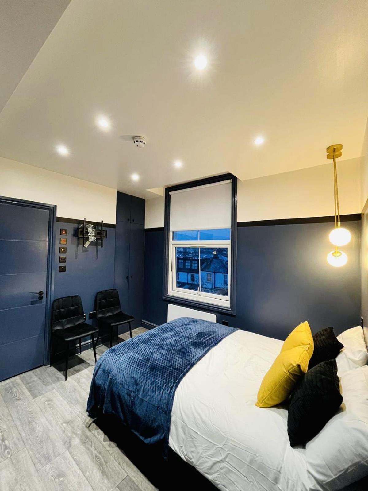 39 Blue House Luxury Ensuite Ideal For Tourists Pensiune *